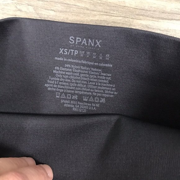 NWT Spanx By Sara Blakely Look At Me Now Leggings Black Camo size XS $68 - Picture 5 of 8
